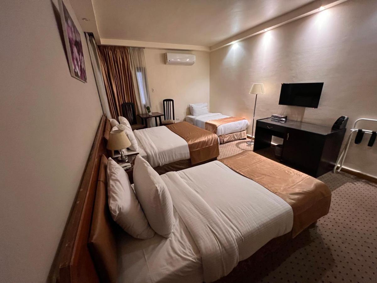 Santana Hotel Cairo Giza ภายนอก รูปภาพ